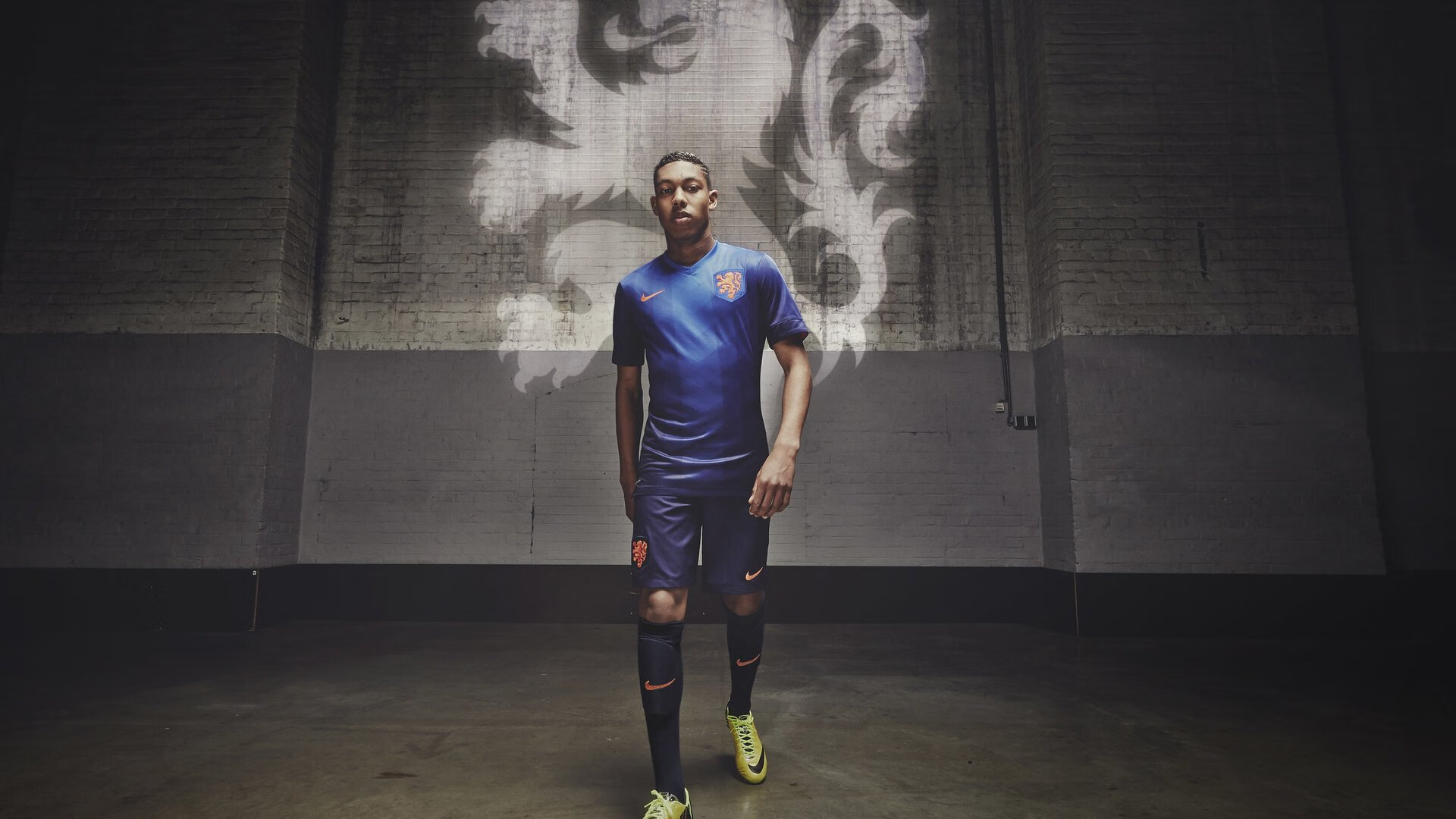 “阿根廷美洲狮队展现团队力量，成功超越对手”